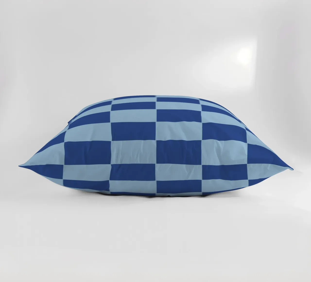 Blue bold eclectic checks cuscino da TijanaArtStudio88