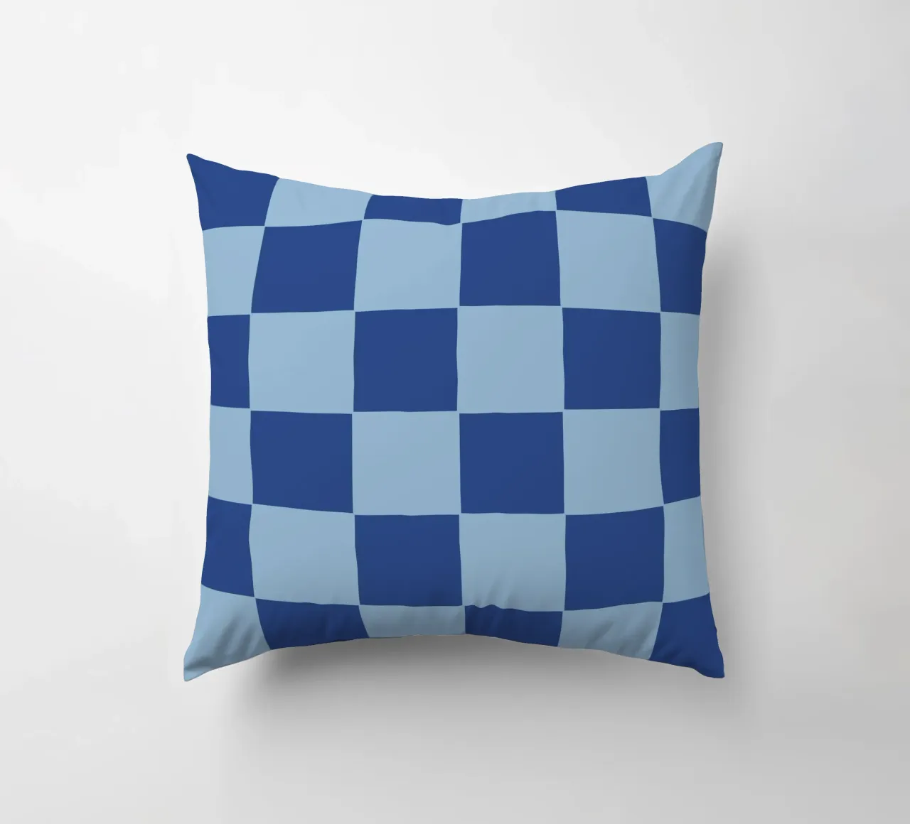 Blue bold eclectic checks cuscino da TijanaArtStudio88