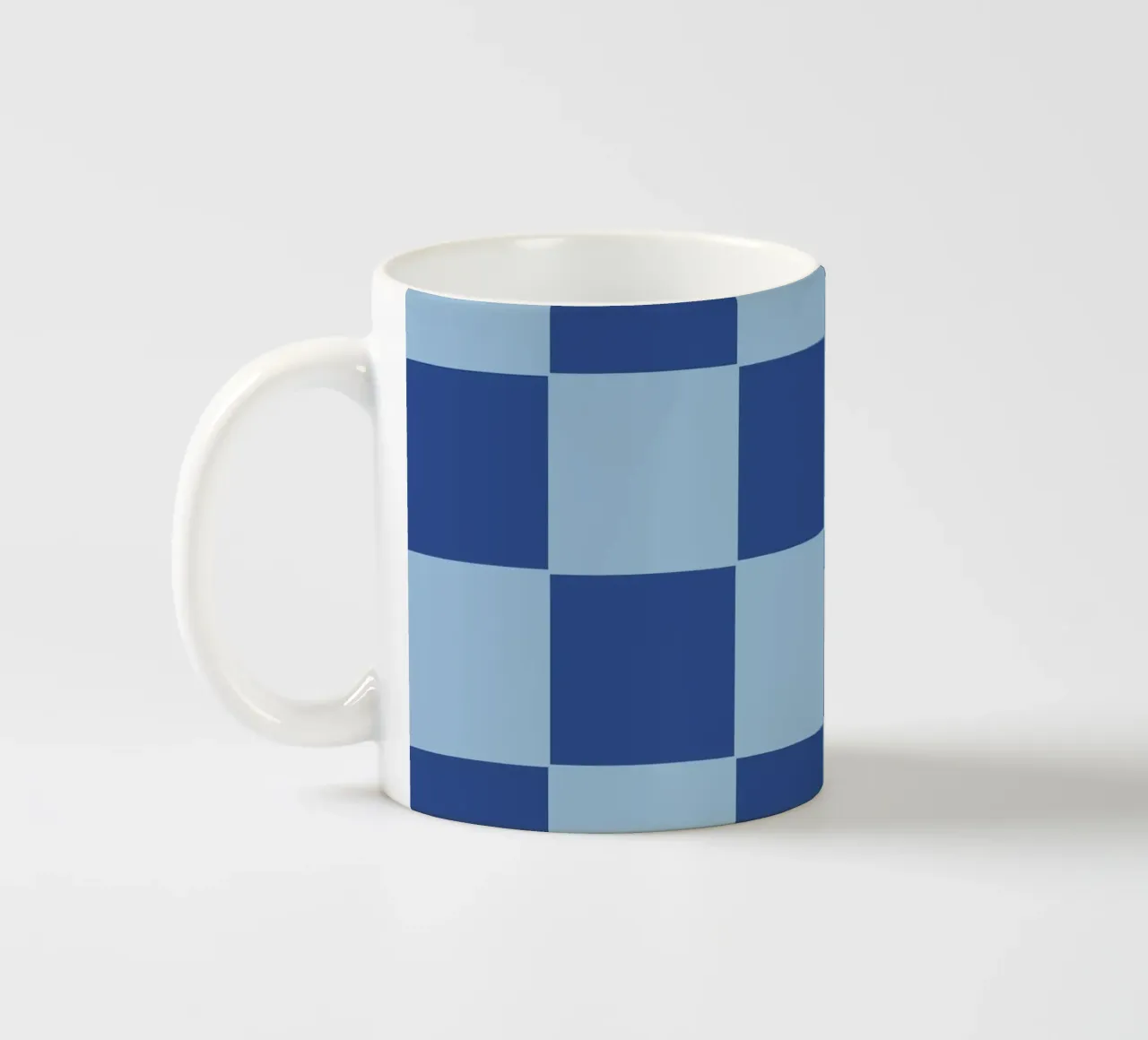 Blue bold eclectic checks tazza in ceramica da TijanaArtStudio88