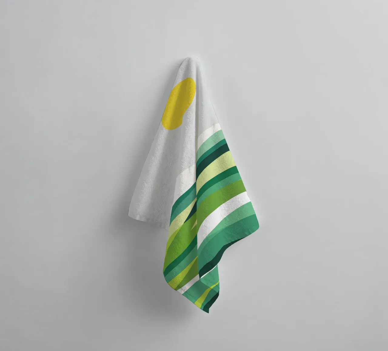 Colline di orizzonte stratificate asciugamano da bagno da LIFESTYLE OBJECTS