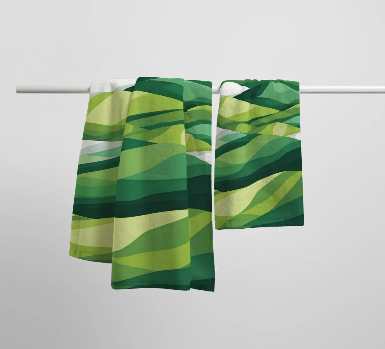 Colline di orizzonte stratificate asciugamano da bagno da LIFESTYLE OBJECTS