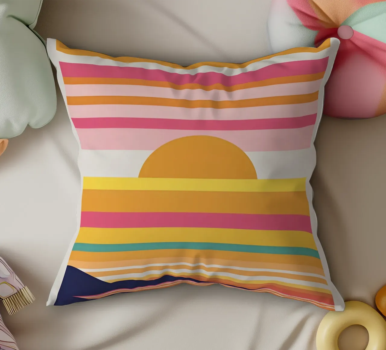 Bande di colore del tramonto cuscino da LIFESTYLE OBJECTS