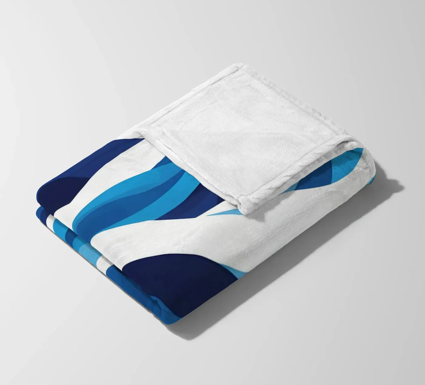 Wave pattern fleece blanket by LIFESTYLE OBJECTS