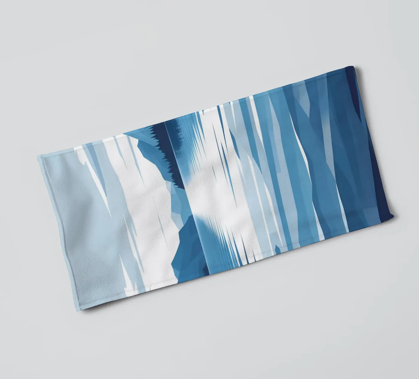 Lake reflection badhanddoek van LIFESTYLE OBJECTS