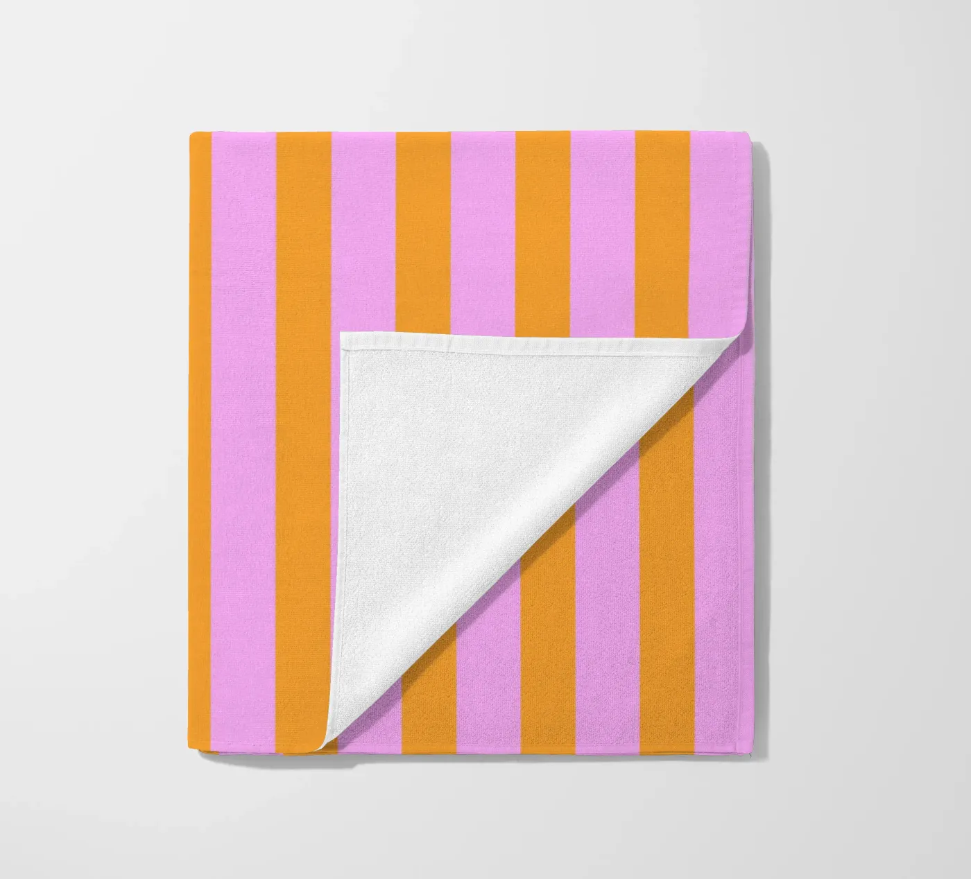 Text template on stripes pink orange serviette de plage de Katja Stehle Design