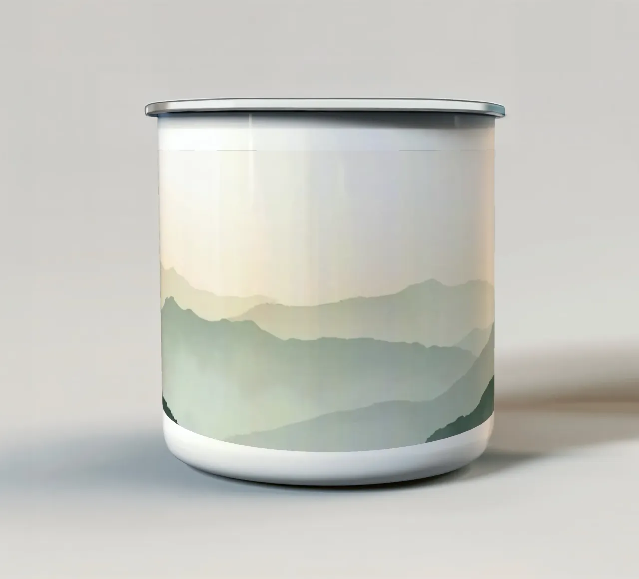 Gelaagd berglandschap met mist emaille mok van DesignDoodle
