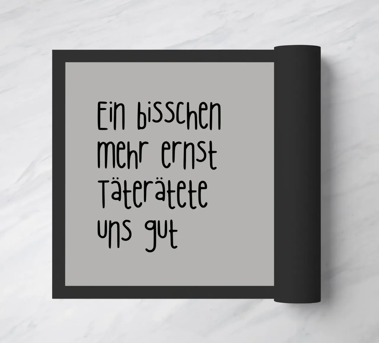 Un po' più di serietà ci farebbe bene zerbino da PurePeachStudio