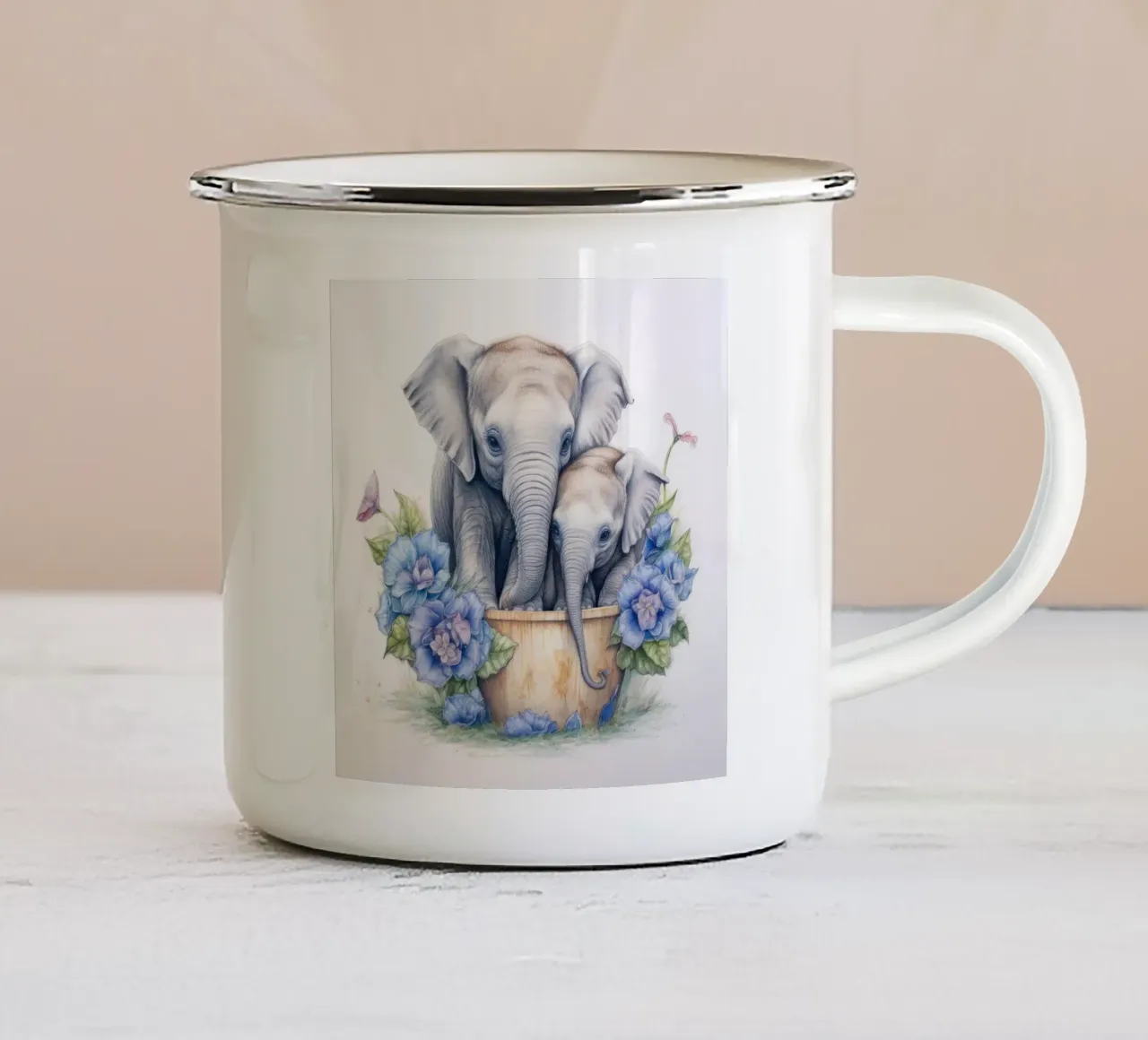 Piccoli elefanti tazza in smalto da Happy Littles