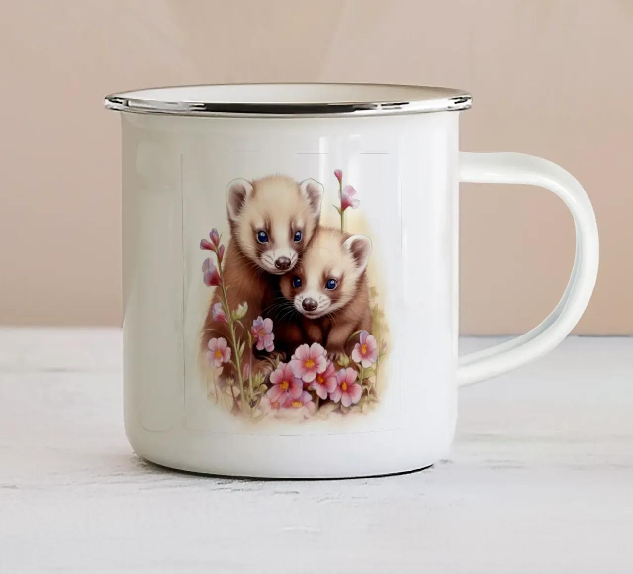 Piccoli furetti tazza in smalto da Happy Littles