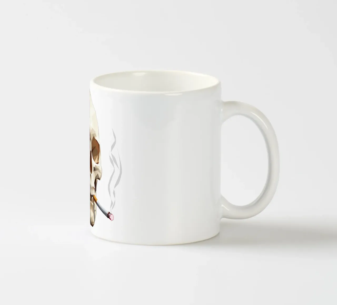 Cranio di uno scheletro con sigaretta accesa tazza in ceramica da Low Profile
