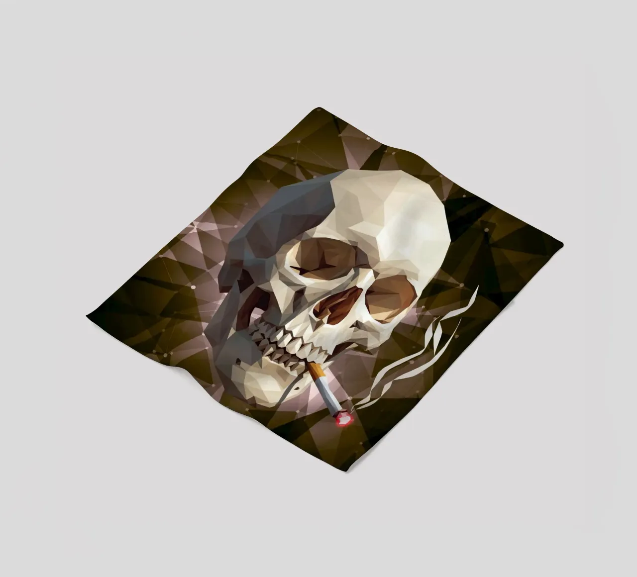 Cranio di uno scheletro con sigaretta accesa coperta in pile da Low Profile