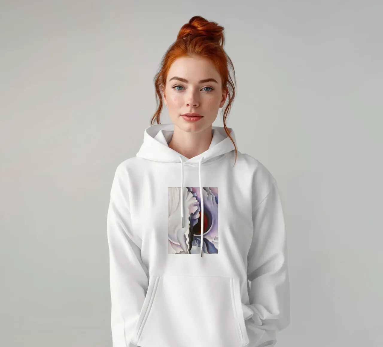 Georgia O'Keeffe L'iride nera felpa con cappuccio da Classic Art Prints