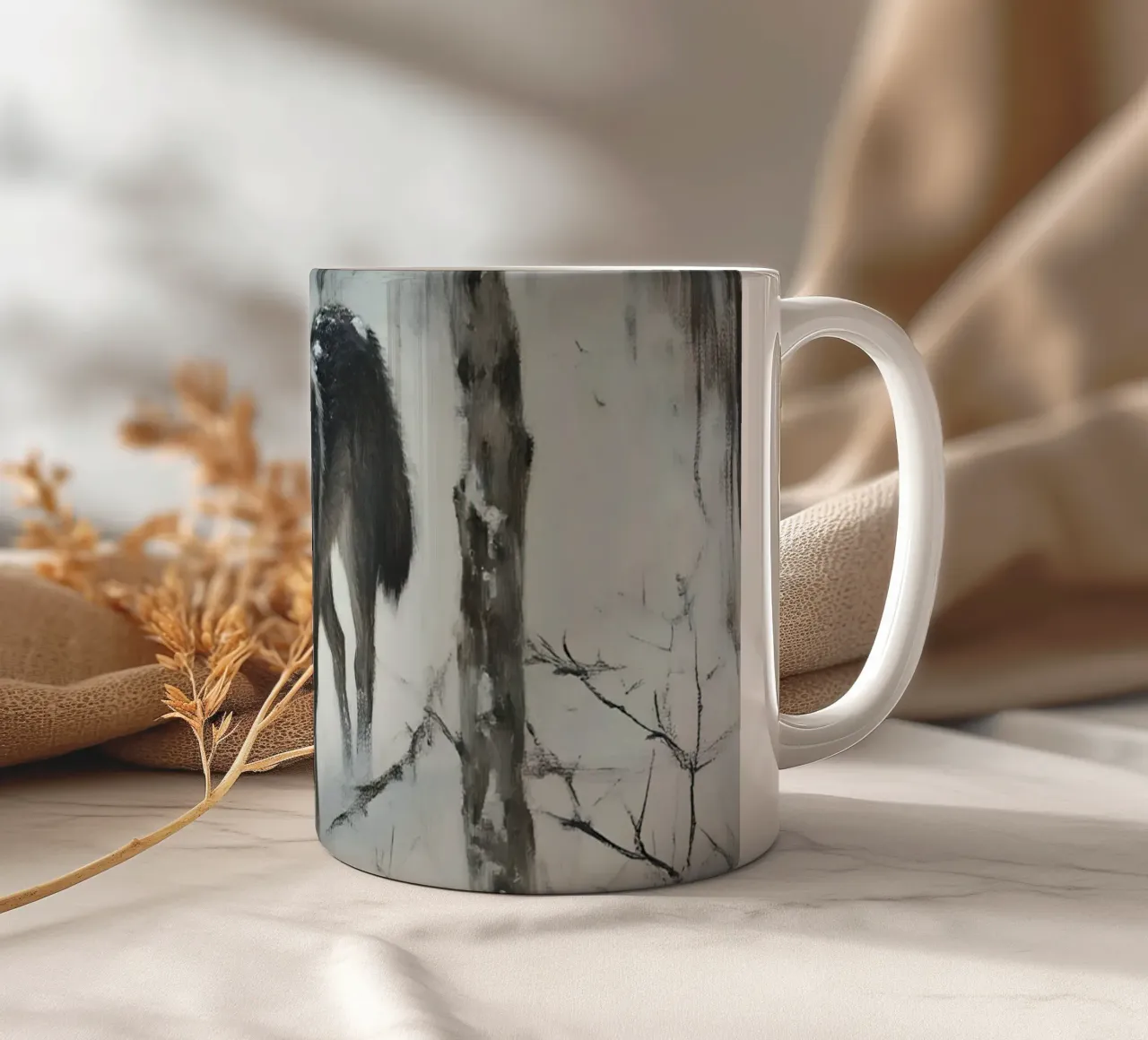 Lupo nero in una foresta invernale innevata - Mistico tazza in ceramica da Studio Vibe