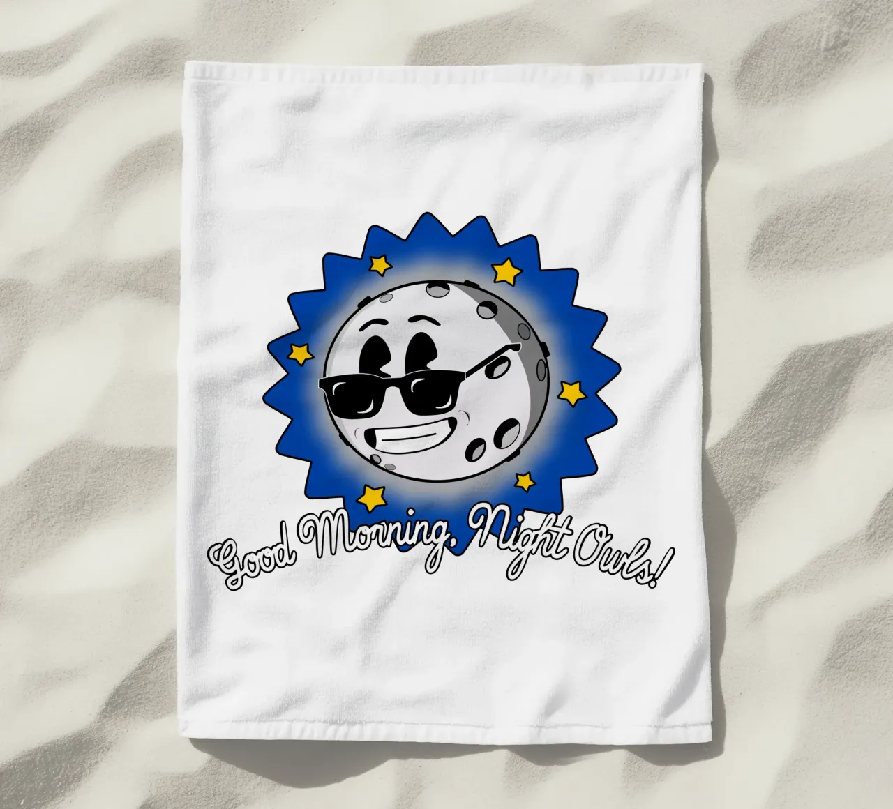 Guten Morgen Nacht Eulen Lustig Niedlich Cool Nachtleben Mond Strandtuch von sillyindustries