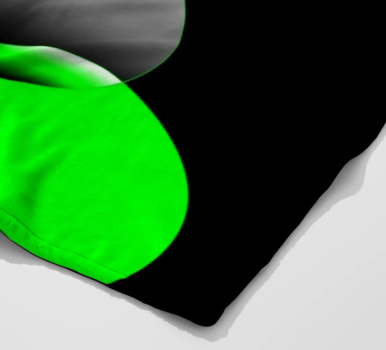 Design verde e nero con cerchi coperta in pile da BenCoStyle