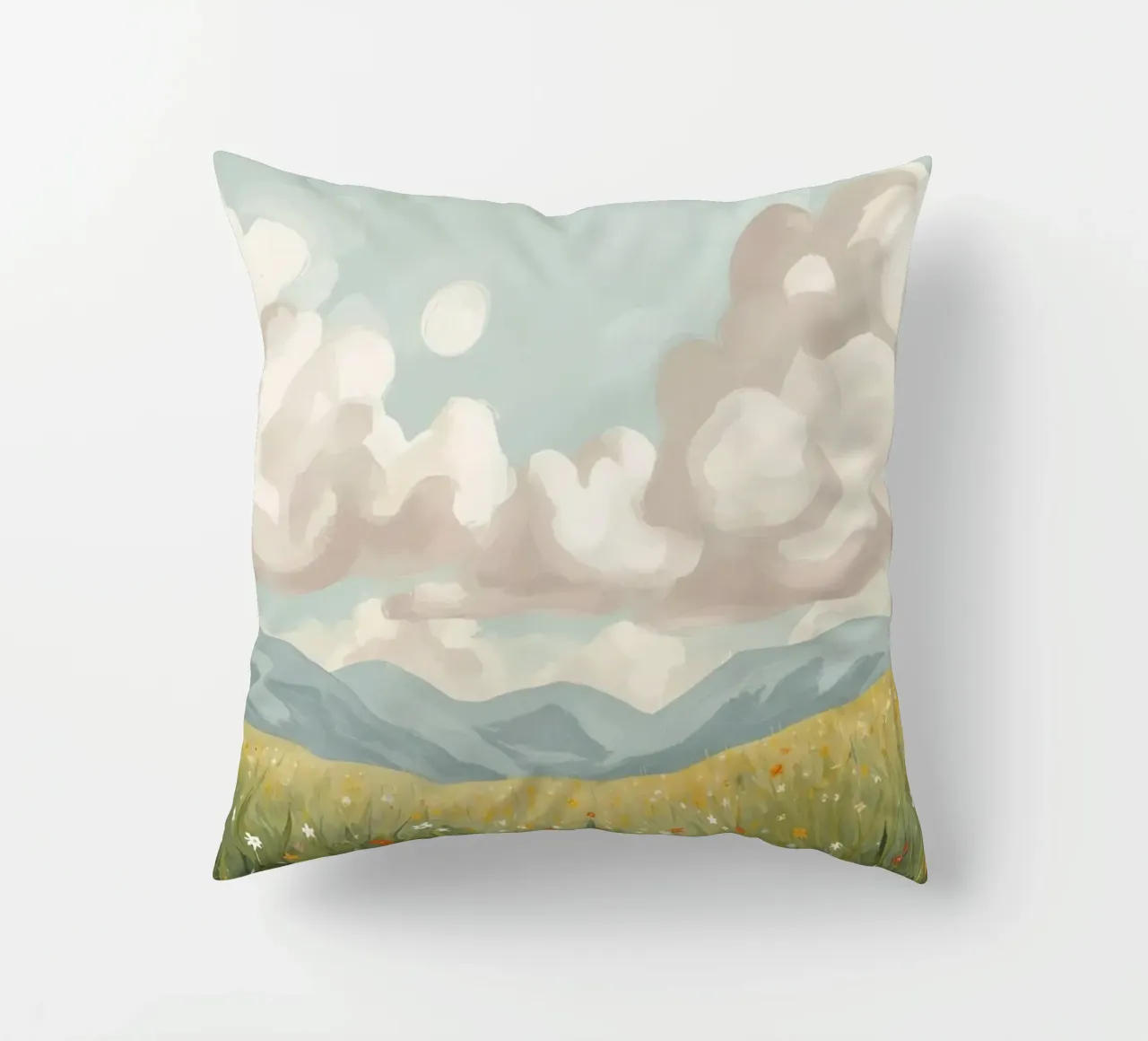 Prato con fiori selvatici e nuvole cuscino da DesignDoodle