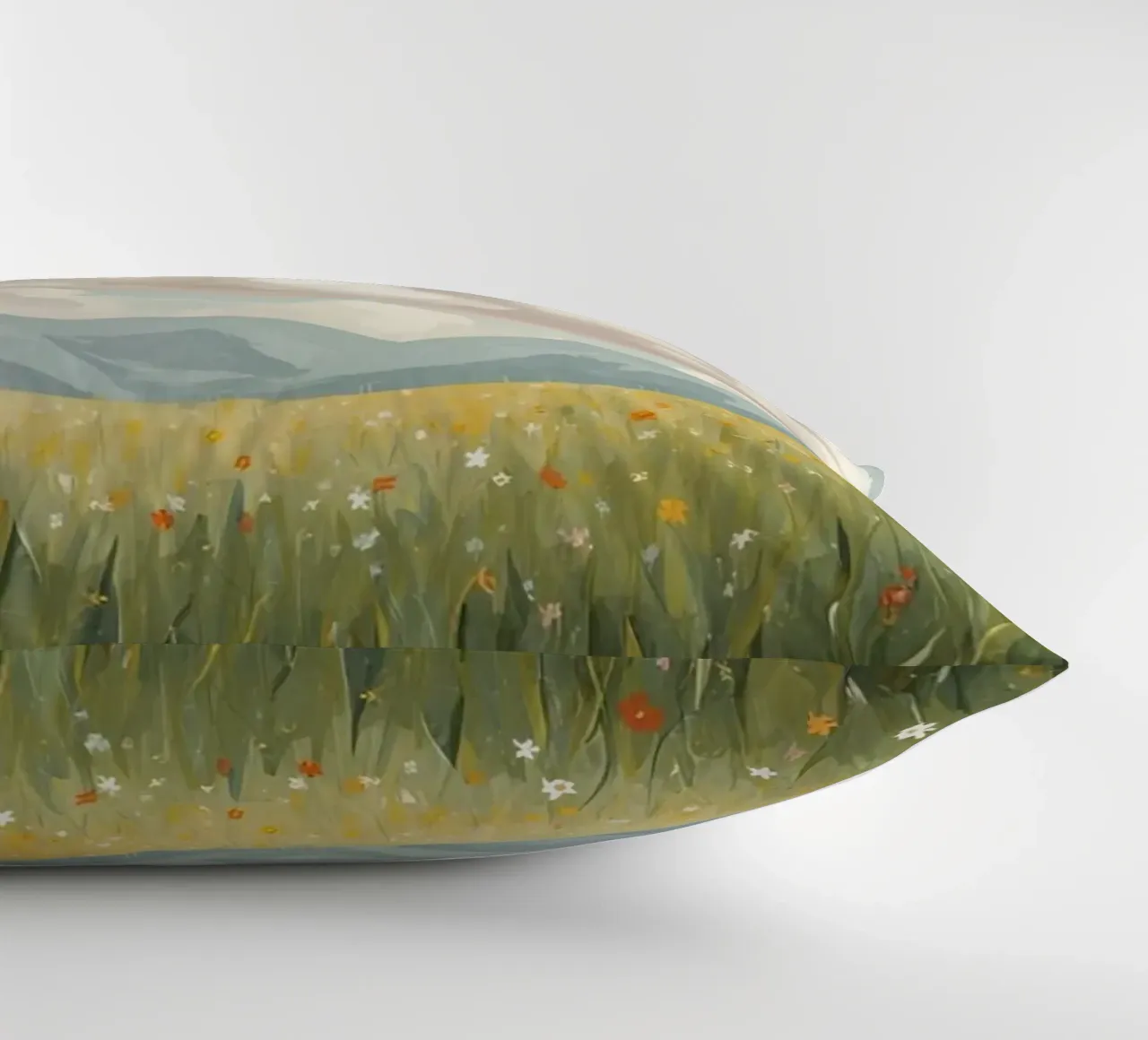 Prato con fiori selvatici e nuvole cuscino da DesignDoodle