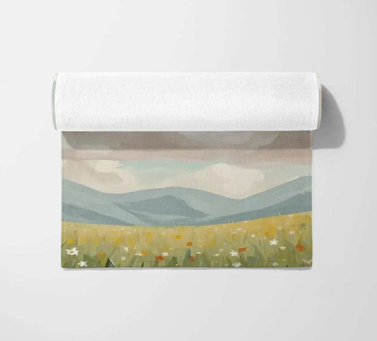 Prato con fiori selvatici e nuvole telo mare da DesignDoodle