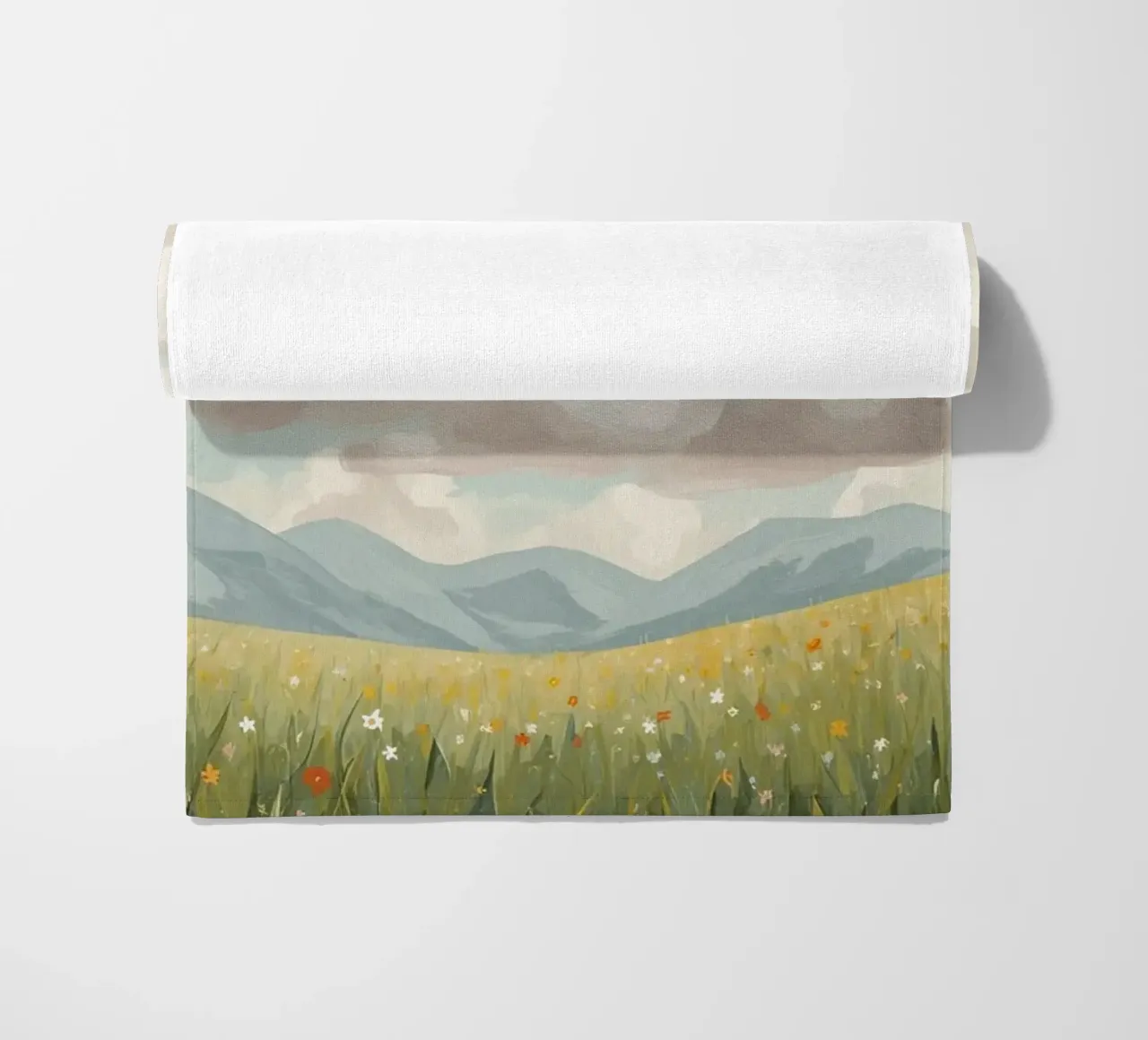 Prato con fiori selvatici e nuvole telo mare da DesignDoodle