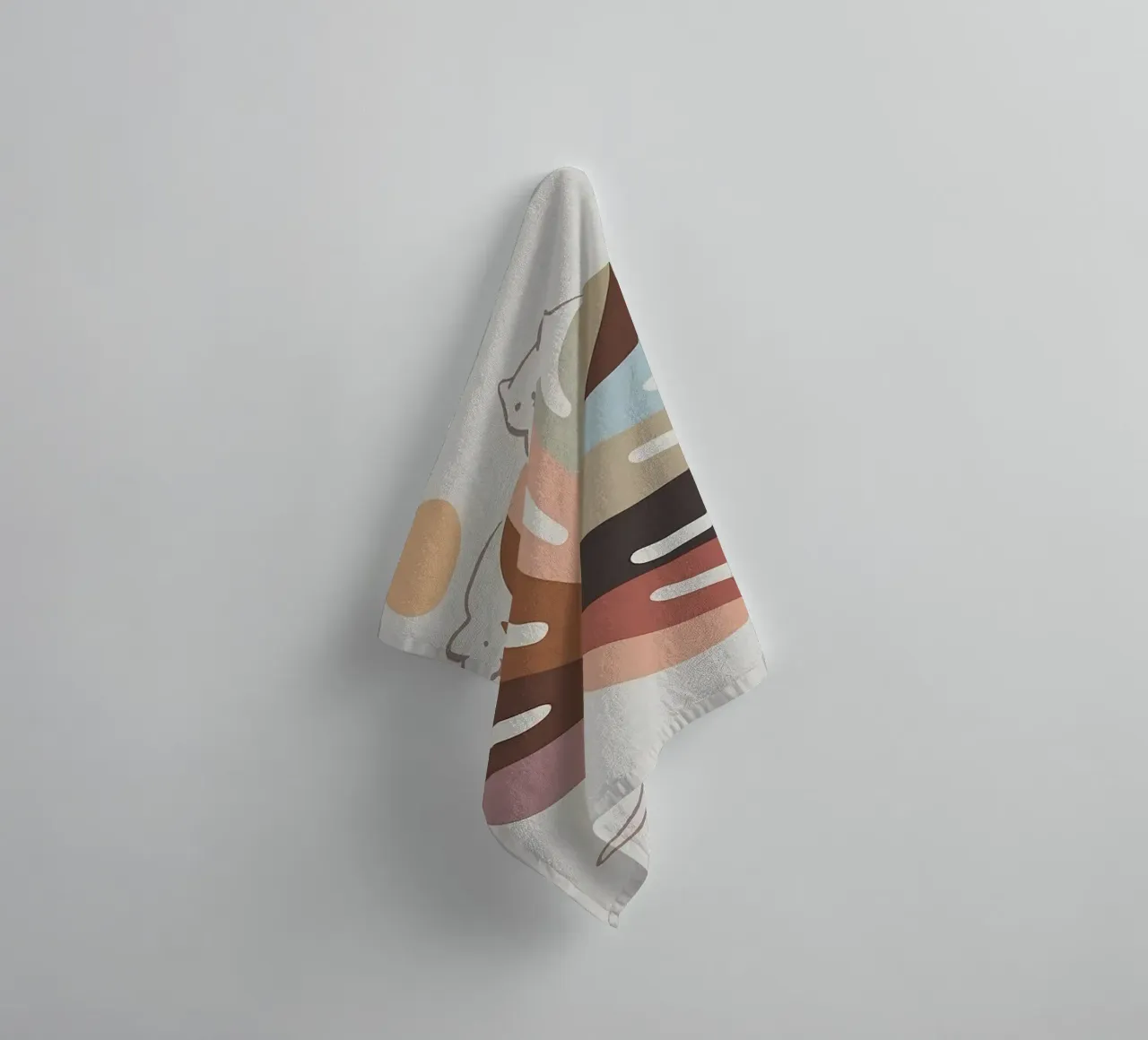 cat climb on color leaf asciugamano da bagno da Keyn