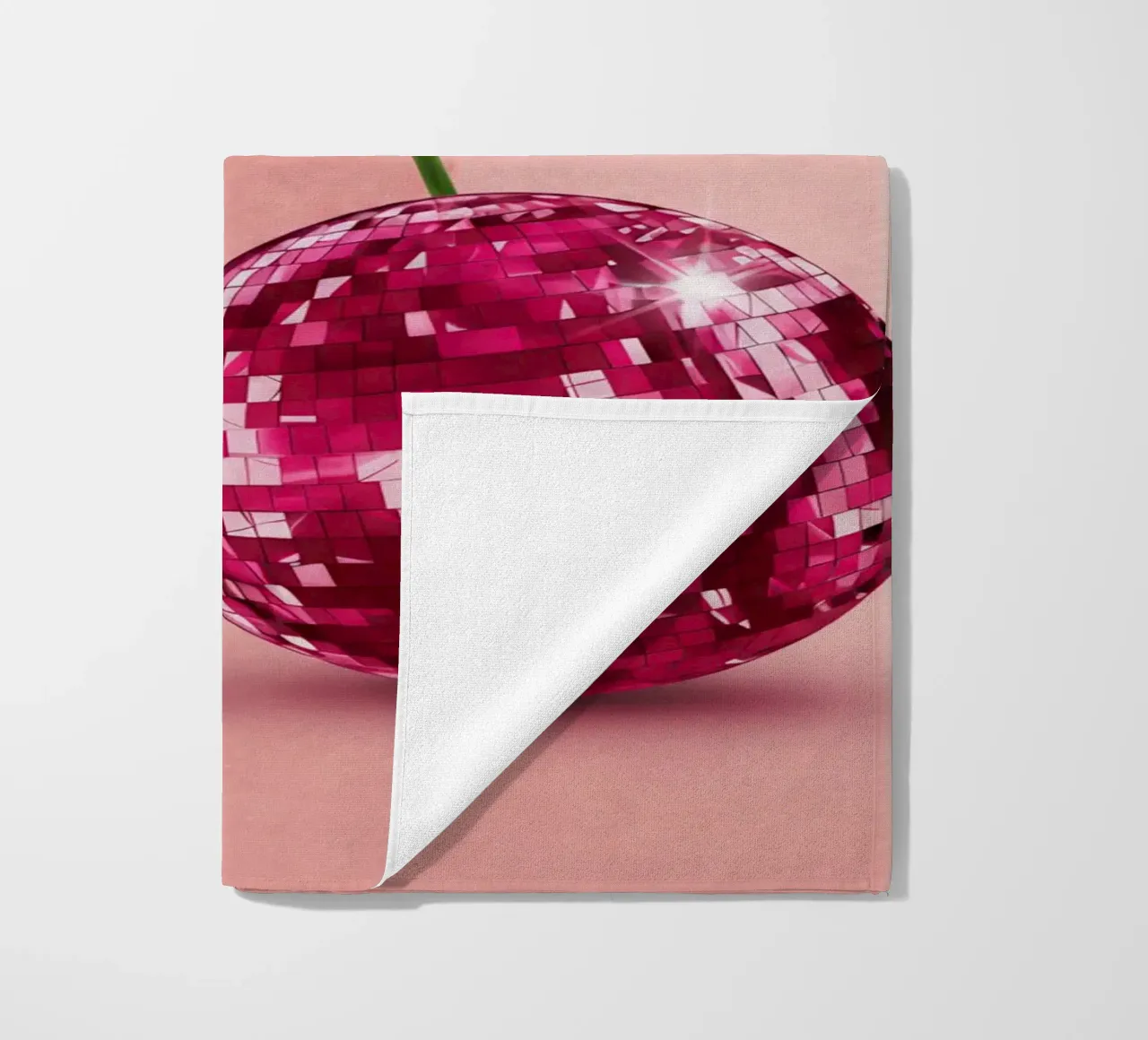 Disco Cherry telo mare da Attaboy Dsgn