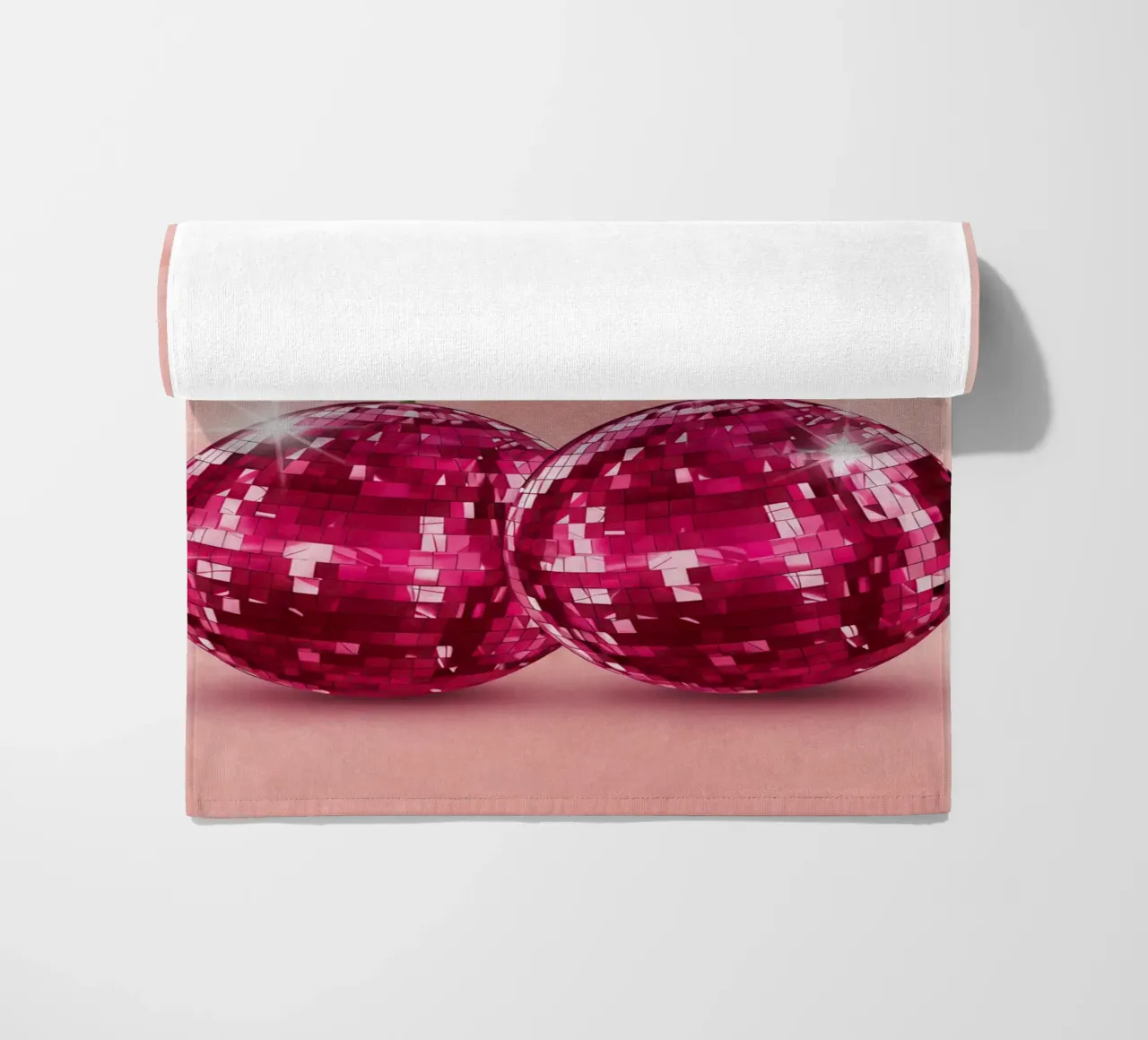 Disco Cherry telo mare da Attaboy Dsgn