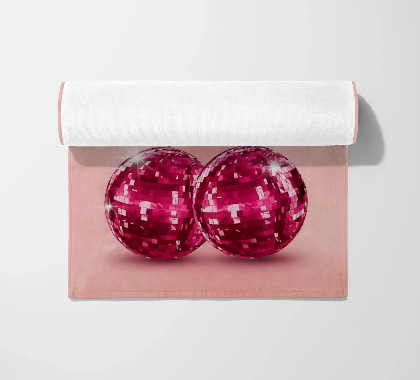 Disco Cherry telo mare da Attaboy Dsgn