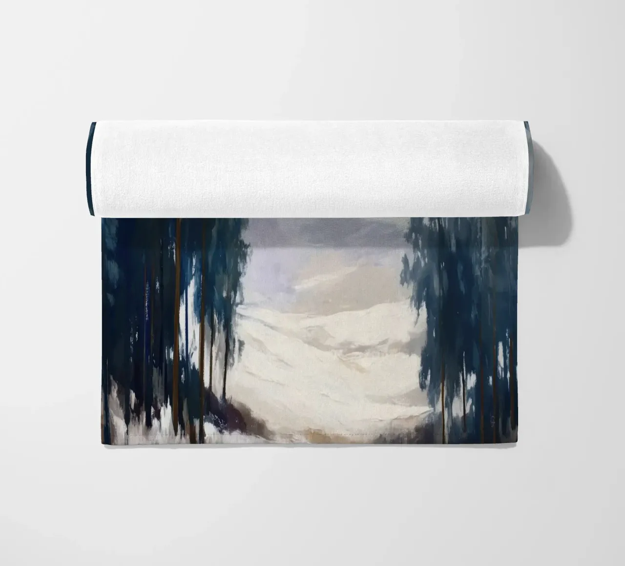 Winter Landscape with Snowy Fields - Tall Trees and Pale Sun telo mare da Dune