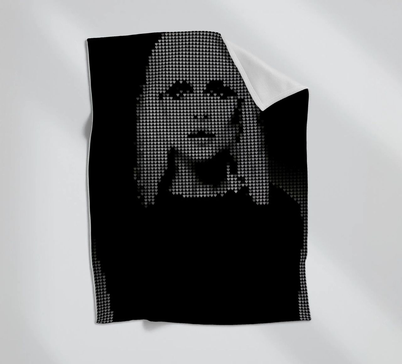 Heart Of (Black Version) coperta in pile da Robotic Ewe