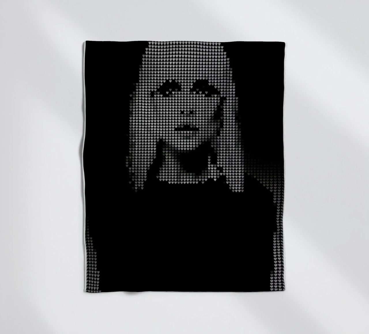 Heart Of (Black Version) coperta in pile da Robotic Ewe