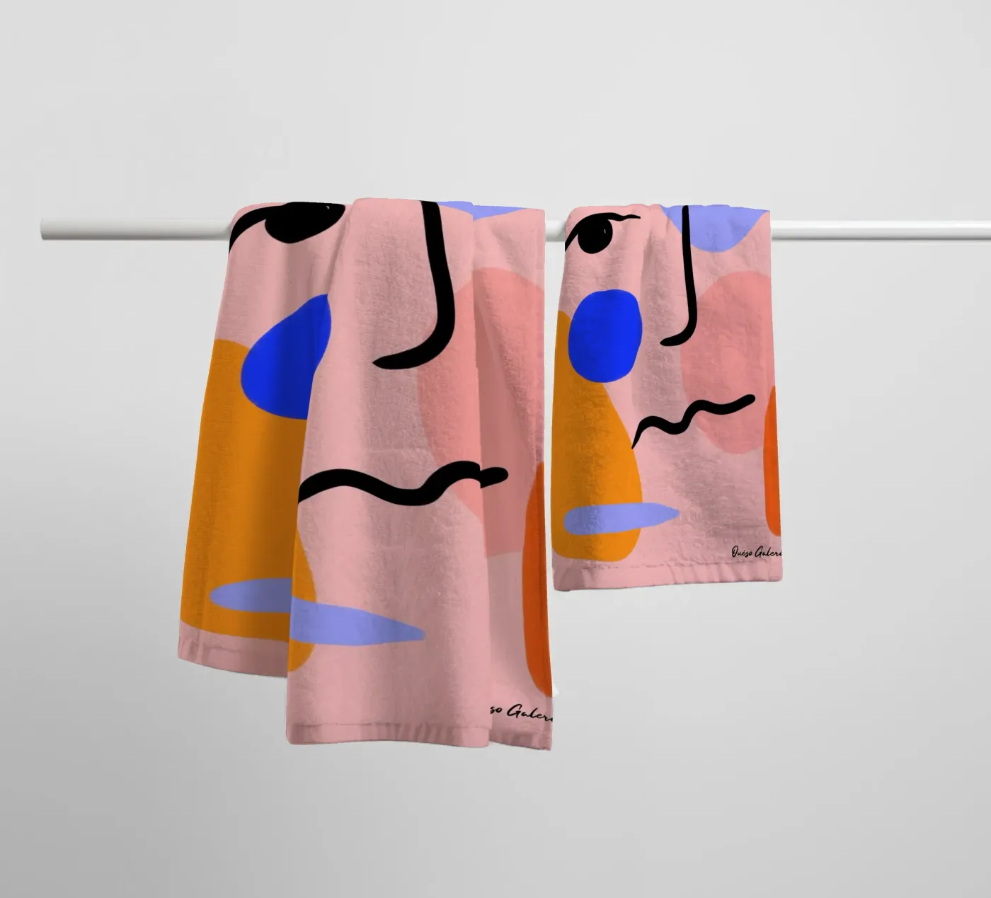 Aby badhanddoek van Mike Leymi