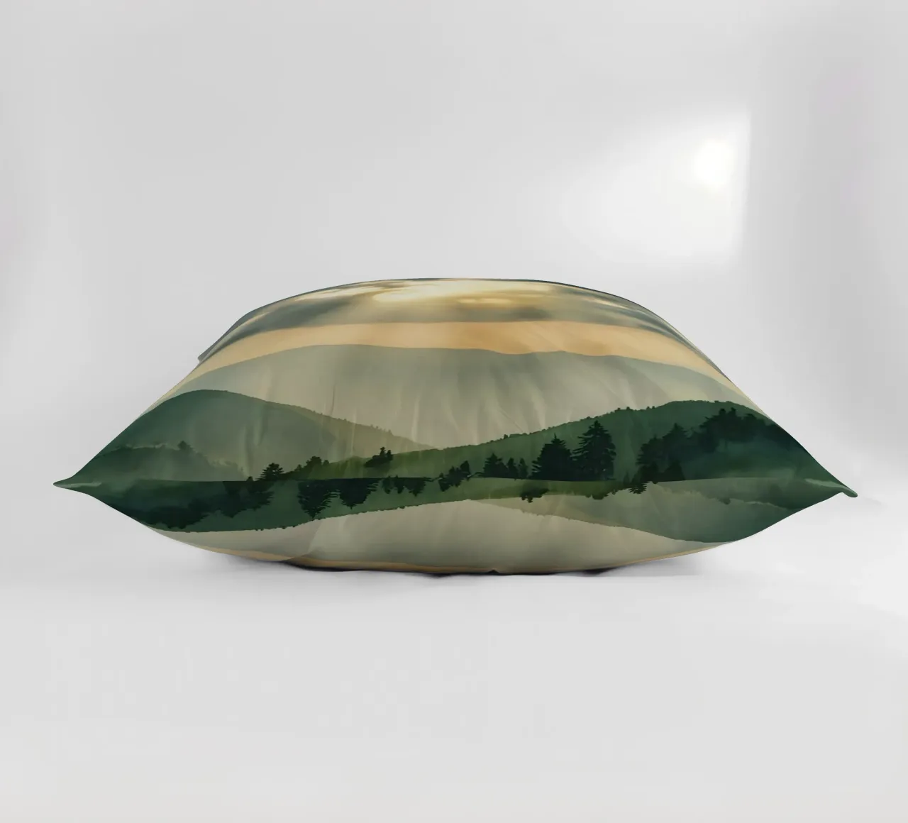 Paesaggio montano con raggi di sole cuscino da DesignDoodle