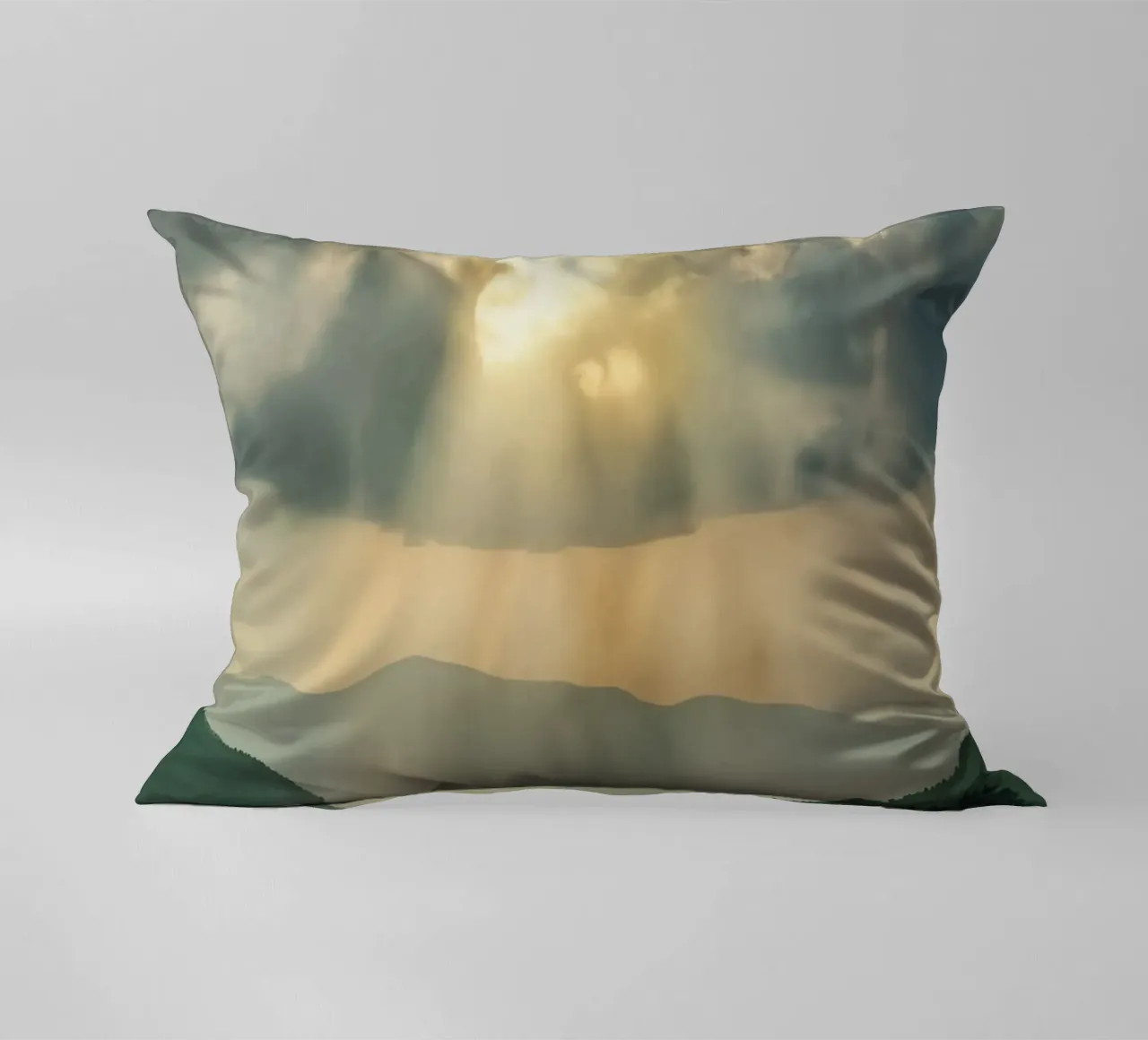 Paesaggio montano con raggi di sole cuscino da DesignDoodle