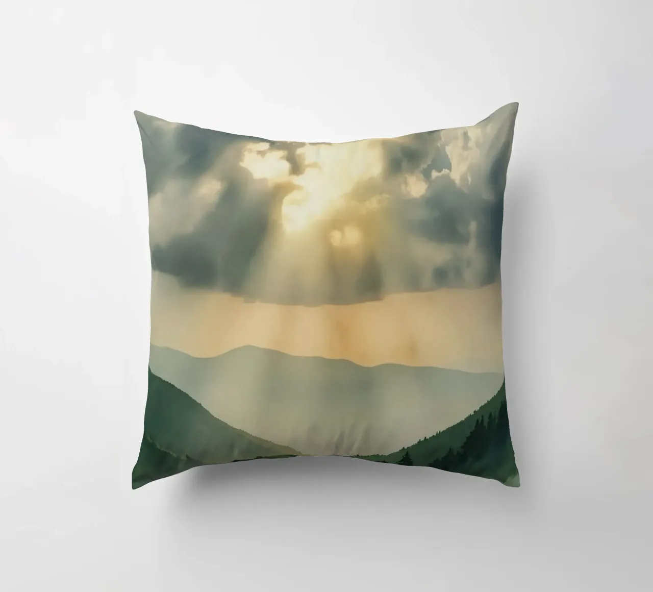 Paesaggio montano con raggi di sole cuscino da DesignDoodle