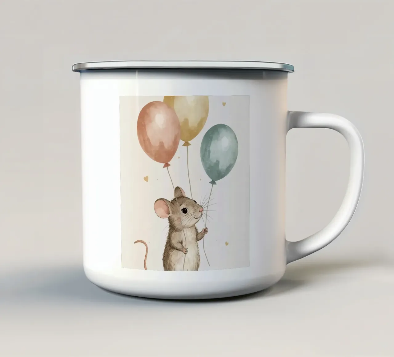 Simpatico topo felice che tiene in mano tre palloncini tazza in smalto da DesignDoodle
