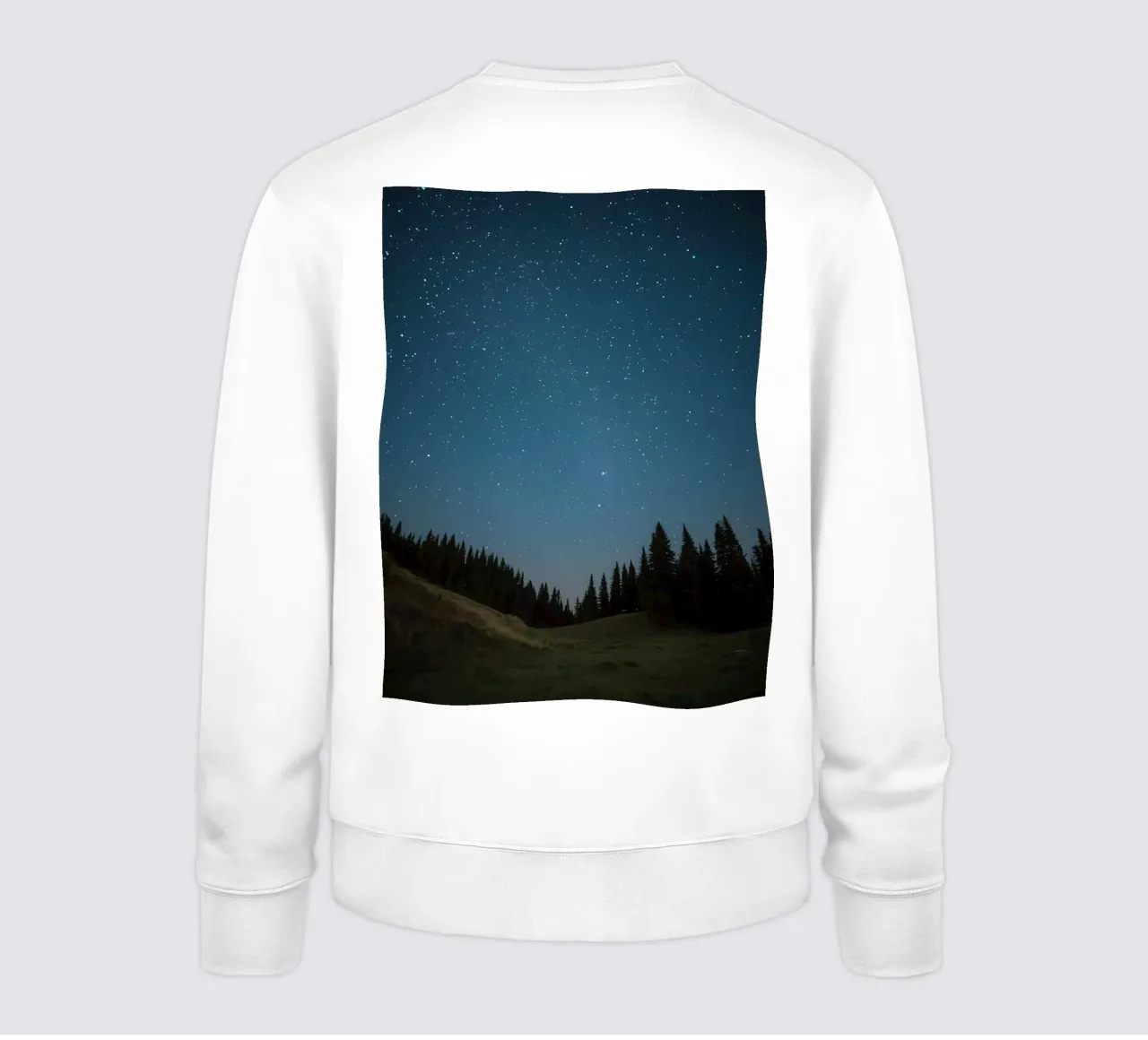 Cielo notturno su foresta e collina felpa da DesignDoodle