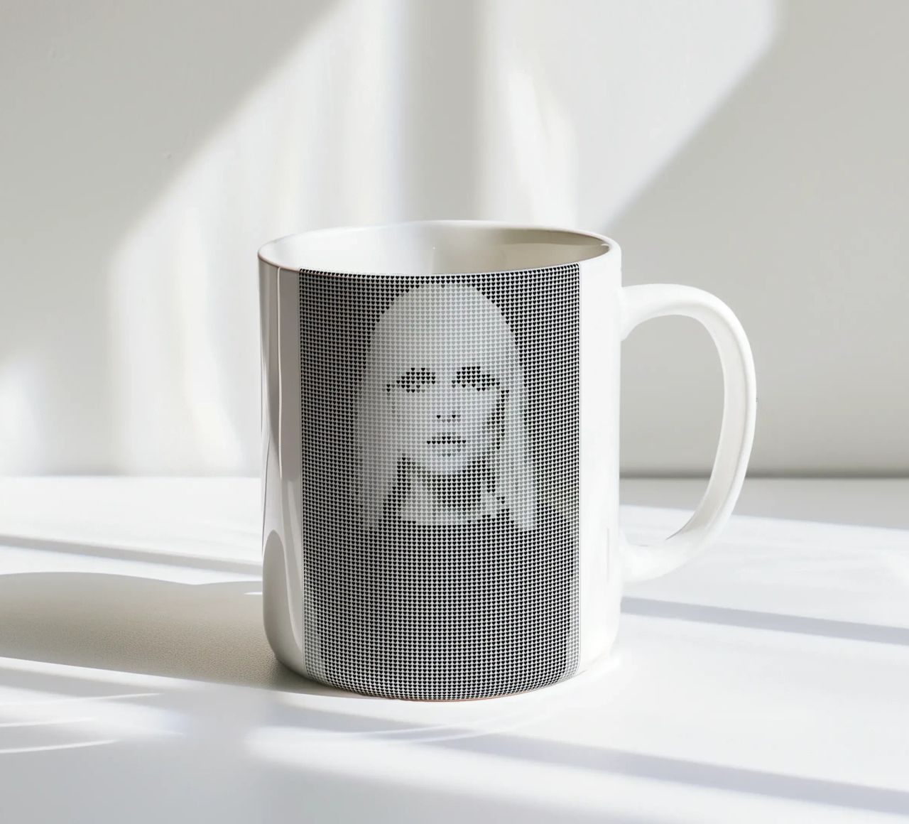 Heart Of (White Version) tazza in ceramica da Robotic Ewe