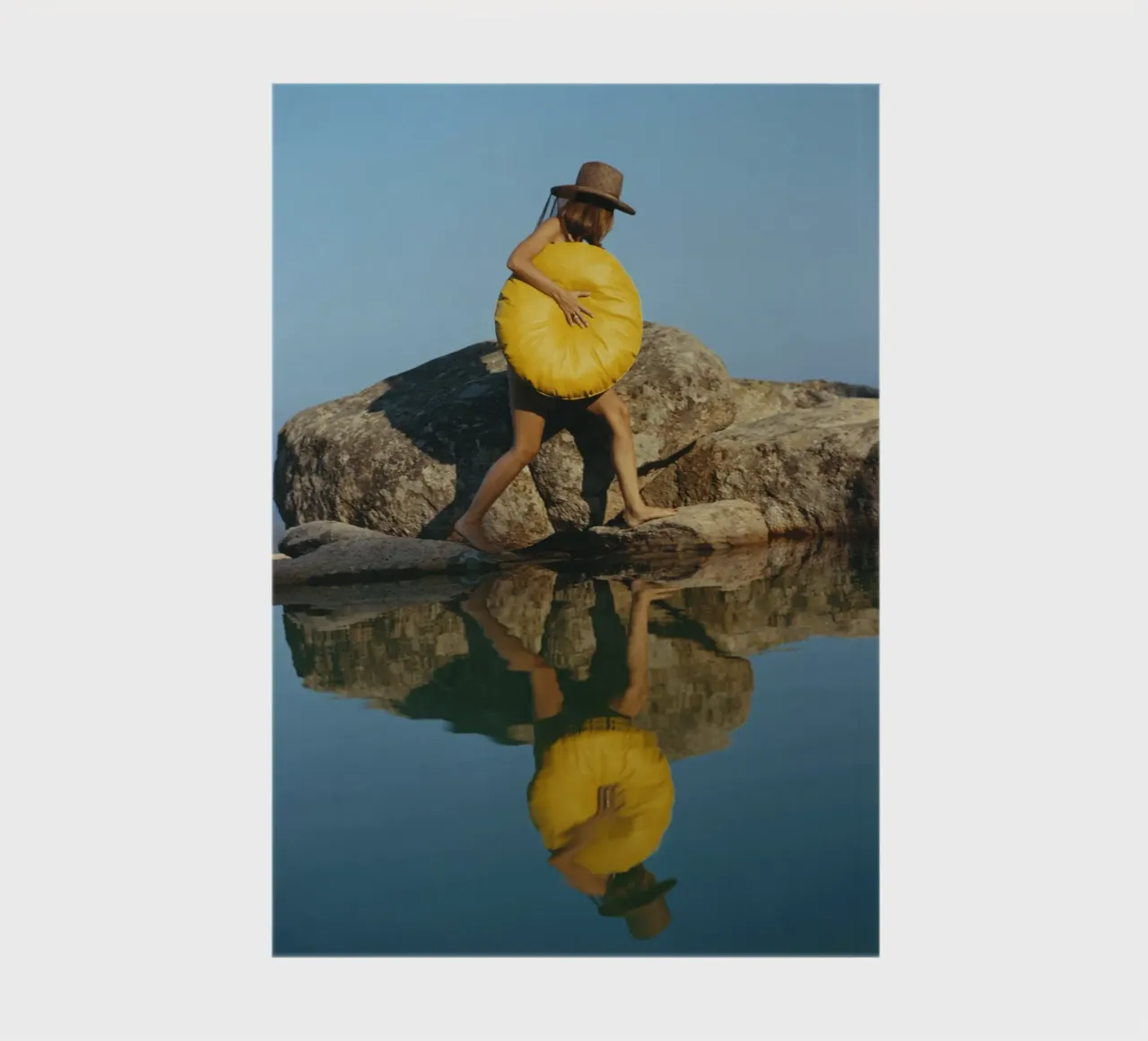 Finding A Spot Slim Aarons 1973 notebook by GEOLOG