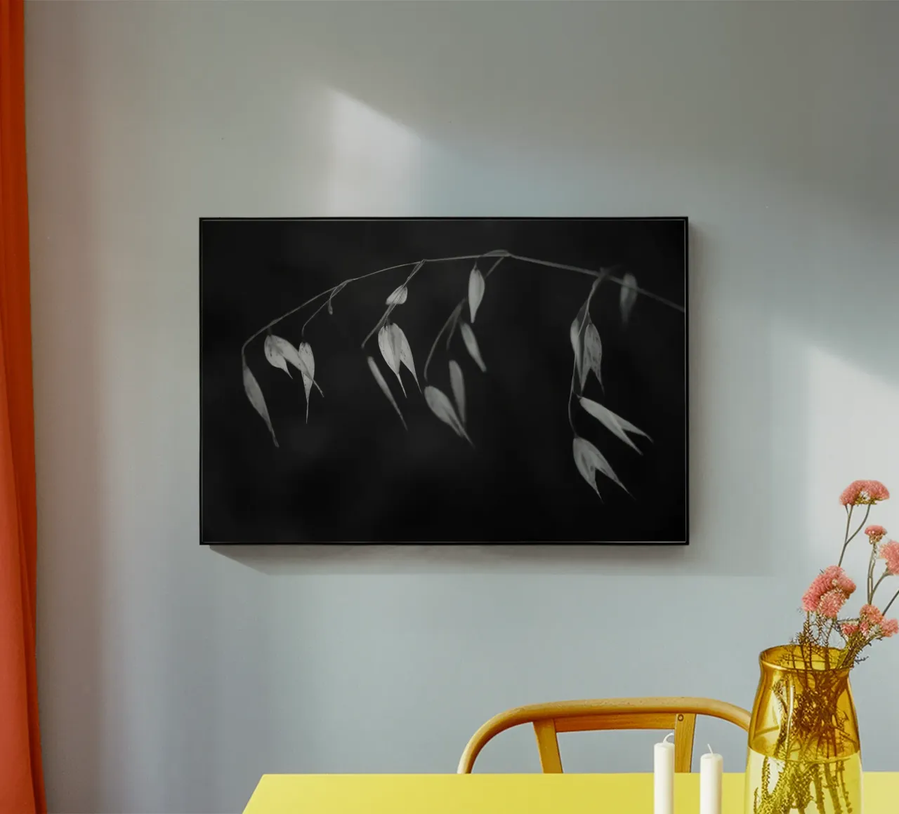 Alla luce degli eventi attuali II plexiglass da Tal Paz-Fridman