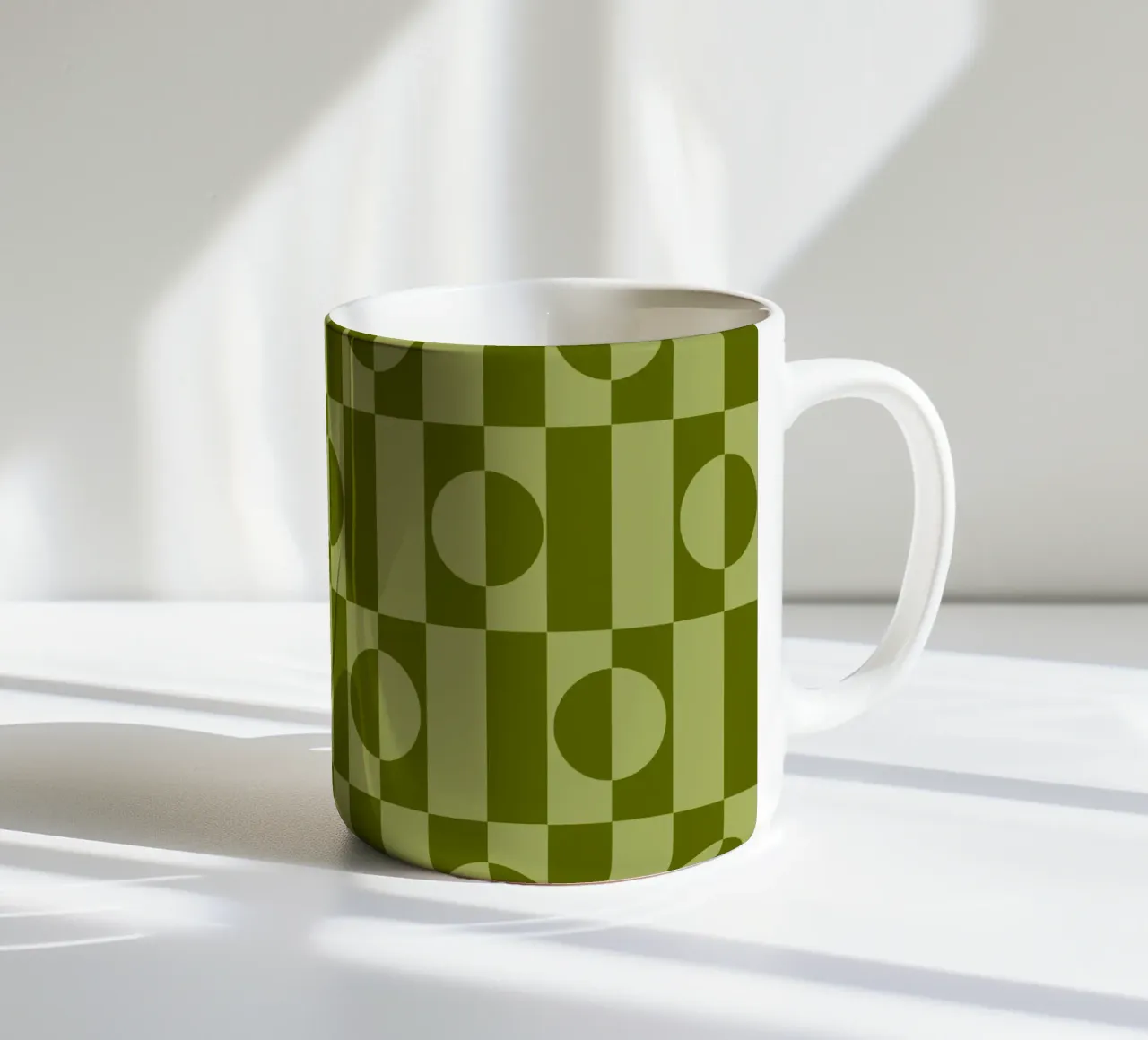 Olive green eclectic geometric mid century modern pattern tazza in ceramica da TijanaArtStudio88