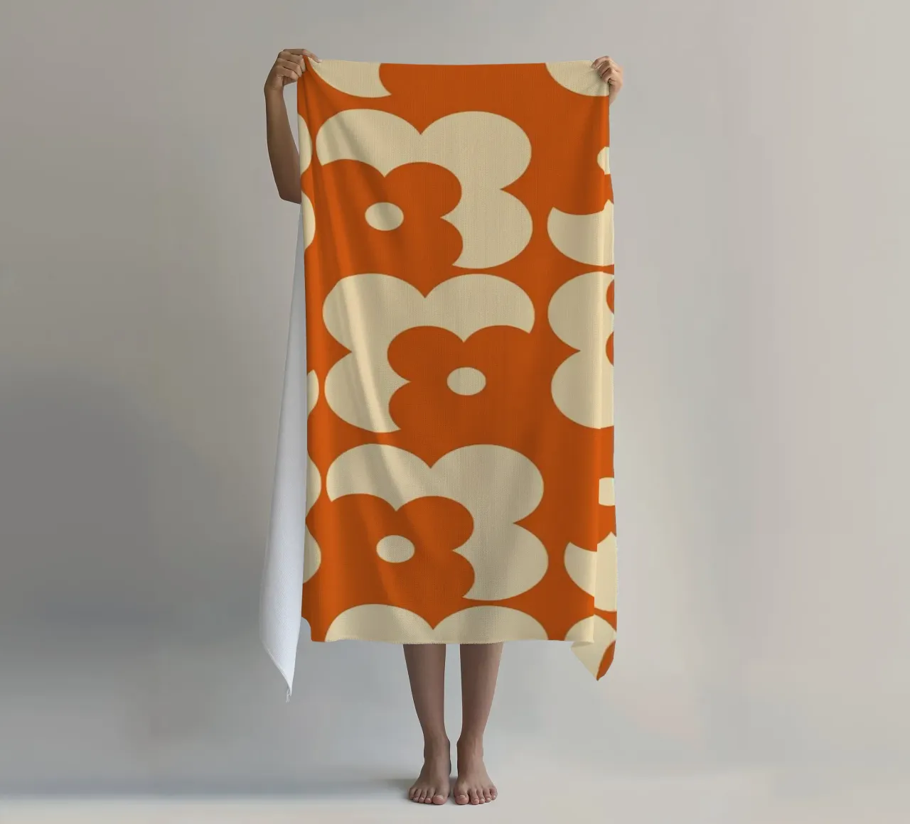 Orange fall retro 60s floral pattern telo mare da TijanaArtStudio88