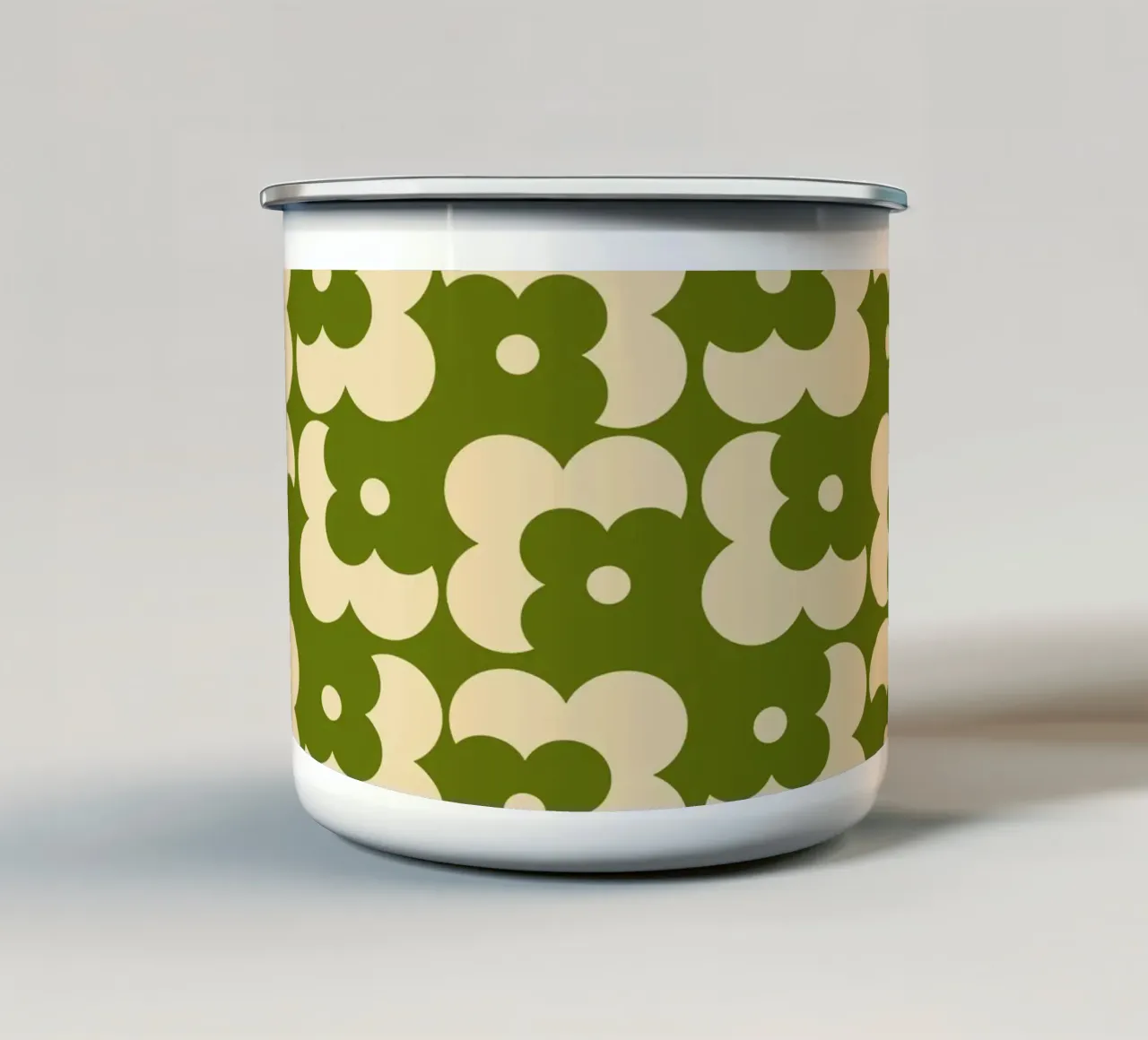 Green fall retro 60s floral pattern tazza in smalto da TijanaArtStudio88