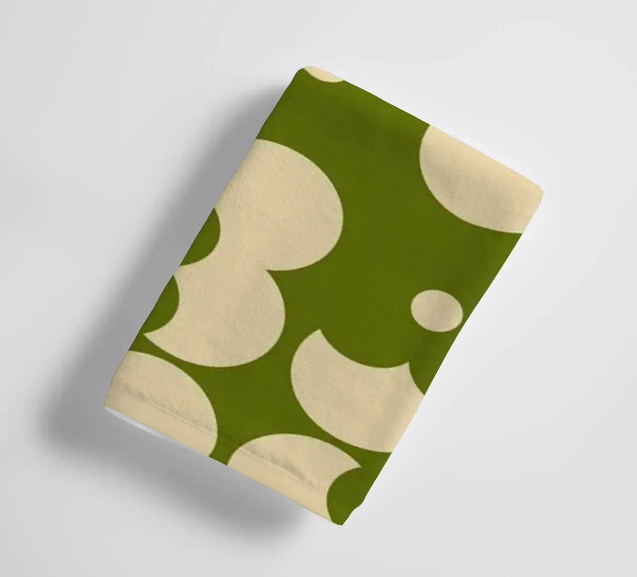 Green fall retro 60s floral pattern asciugamano da bagno da TijanaArtStudio88