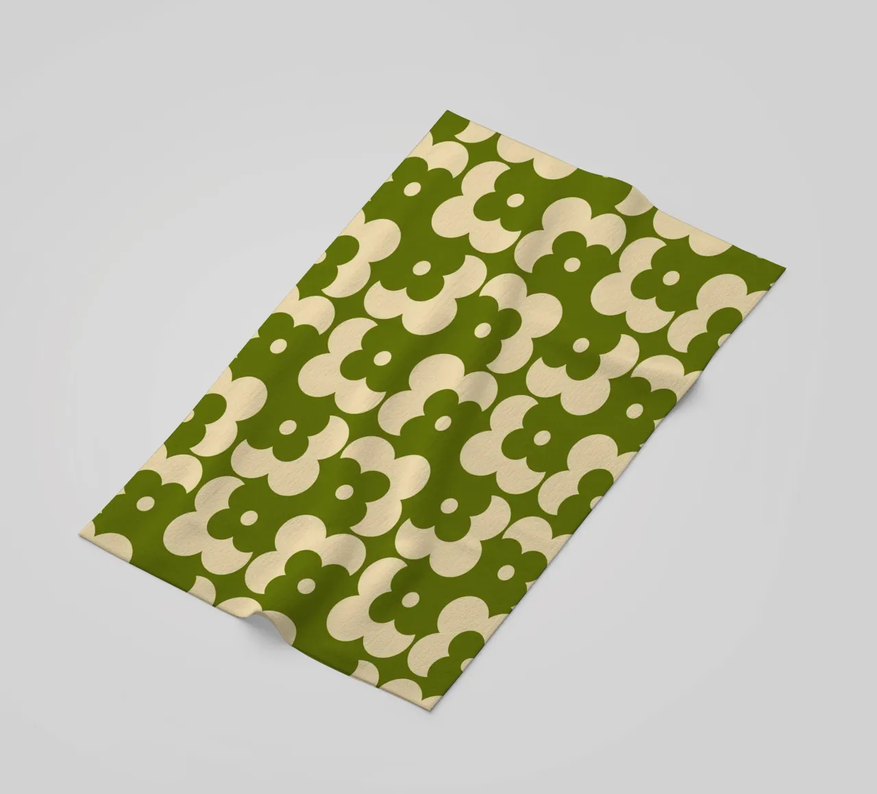 Green fall retro 60s floral pattern telo mare da TijanaArtStudio88