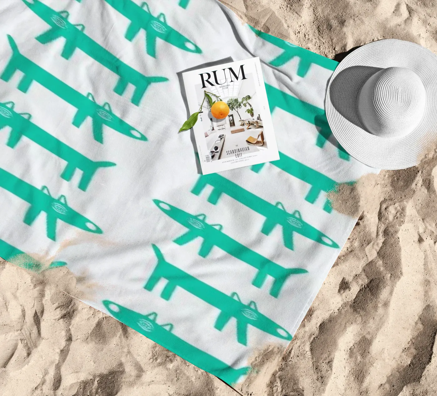 dog pattern 3 strandhanddoek van Studio Teer