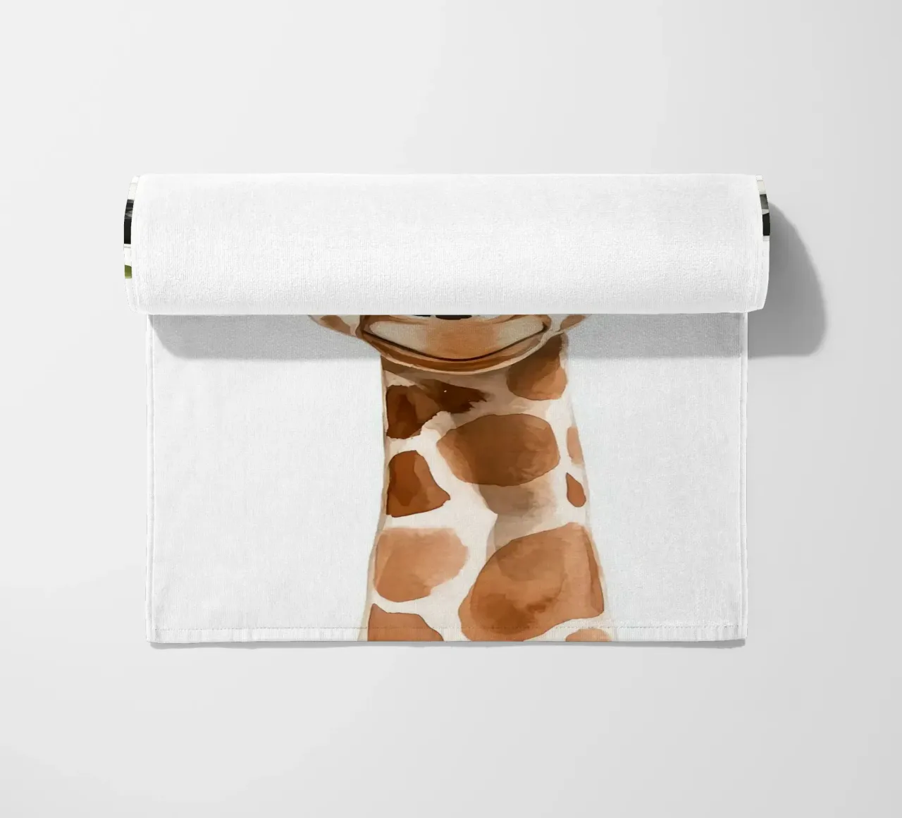 Giraffa con corona floreale telo mare da Barbara Wright