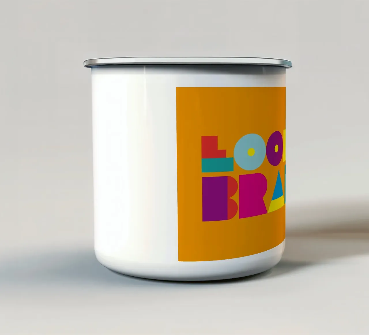 Looks ’n Brains 01 tazza in smalto da Art Fart