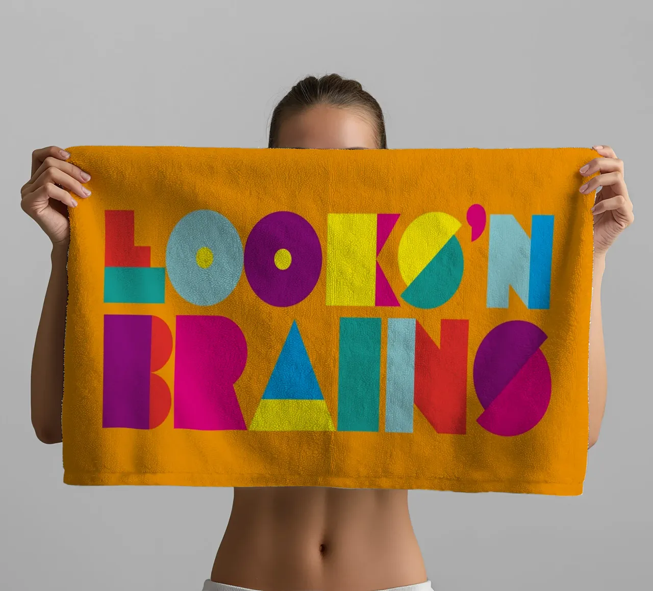 Looks ’n Brains 01 asciugamano da bagno da Art Fart
