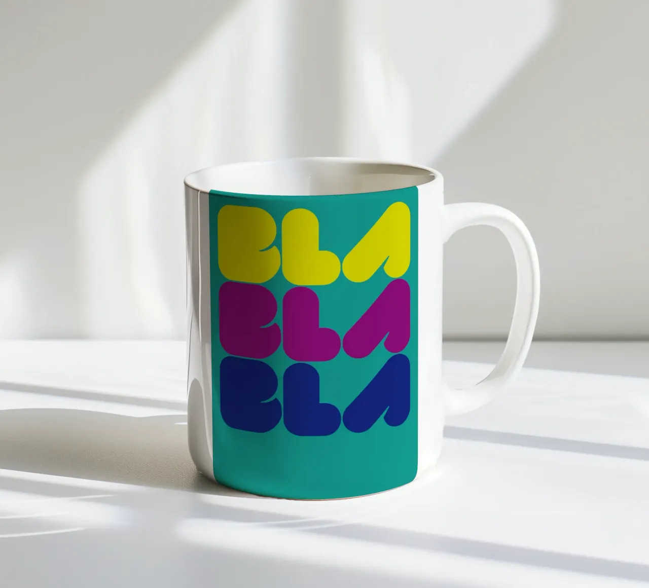Bla Bla Bla 01 tazza in ceramica da Art Fart