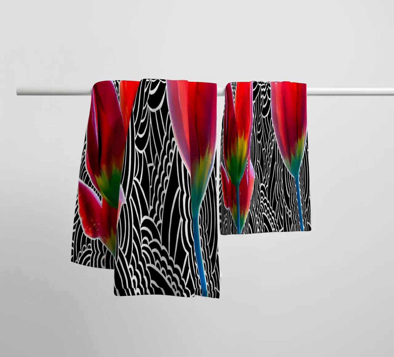 Tulip Drawing Meditation asciugamano da bagno da KP Design